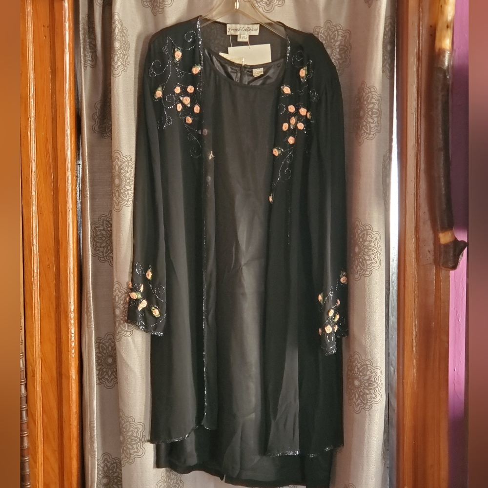 Beautiful Catherine's Dress With Flowers Size 2X